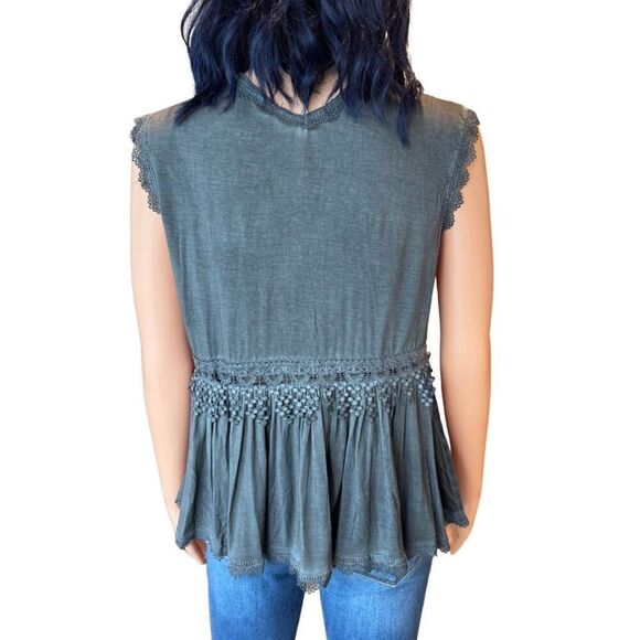 POL Washed Gray Boho Lace Up Top Size Small NEW - Picture 4 of 5